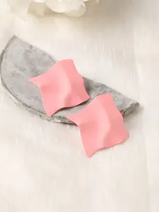 DressBerry Contemporary Drop Earrings