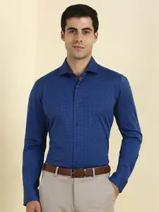 Allen Solly Sport Men Slim Fit Checked Formal Shirt