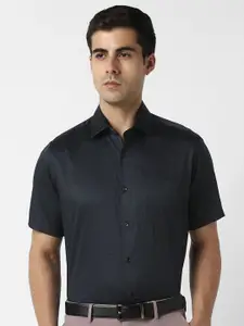Van Heusen Men Textured Cotton Formal Shirt