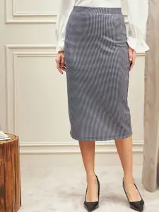 Berrylush Printed Midi Formal Skirt