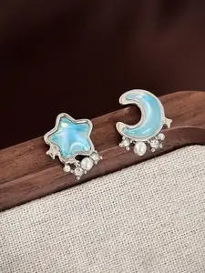 KRENOZ Star Shaped Studs Earrings