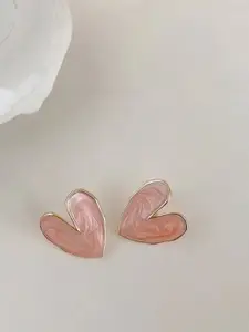 VAGHBHATT Heart Shaped Studs Earrings