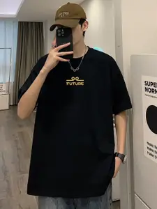 StyleCast x Revolte Men Printed T-shirt