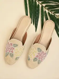 Rocia Women Ethnic Mojaris with Embroidered Flats