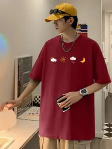 StyleCast x Revolte Men Graphic Printed T-shirt