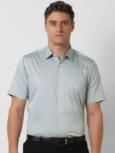 Van Heusen Men Spread Collar Pure Cotton Formal Shirt