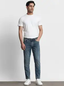 Mufti Men Skinny Fit Light Fade Mid-Rise Stretchable Jeans
