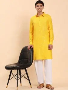Pro-Ethic STYLE DEVELOPER Men Regular Sequinned Kurta with Pyjamas