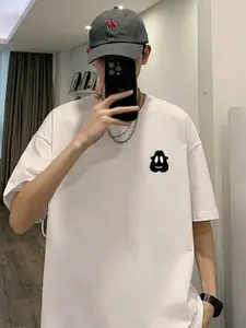 StyleCast x Revolte Men Cotton Oversized T-shirt