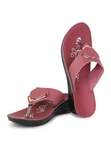 PENNEN Women Printed Wedge Heels