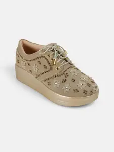 Mochi Wedge with Laser Cuts