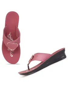 PENNEN Women Printed T-Strap Flats