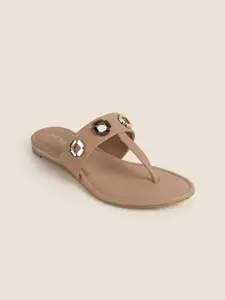 Metro Women T-Strap Flats