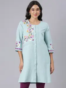 Neerus Women Thread Work Kurti
