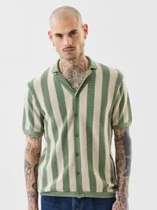 Snitch Men Slim Fit Striped Casual Shirt