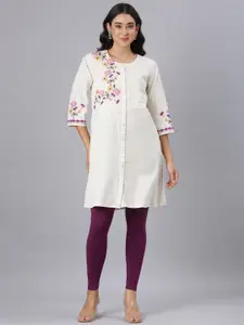 Neerus Women Floral Thread Work Round Neck Kurti