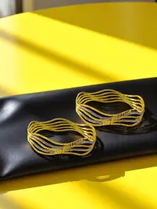 AARTISAI Set Of 2 Gold-Plated Stone-Studded Bangles