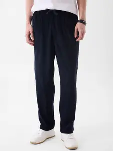 Snitch Men Navy Blue Mid-Rise Relaxed Fit Cargo Pants