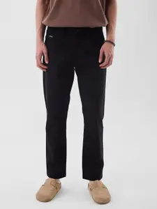 Snitch Men Black Mid-Rise Slim Fit Trouser