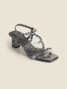 Metro Women Embellished Open Toe Block Heels Gladiators