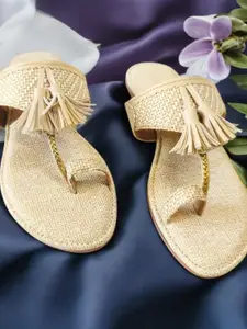 Dhaga Women Woven Design One Toe Flats With Tassels