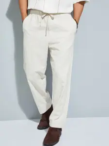 max Men Regular Fit Mid-Rise Trousers