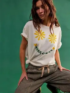 StyleCast x Revolte Women Floral Print Extended Sleeves Top