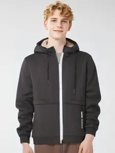 StyleCast x Revolte Men Lightweight Tailored Jacket