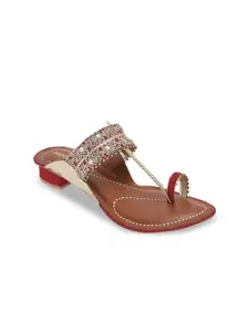 Mochi Women Textured One Toe Flats