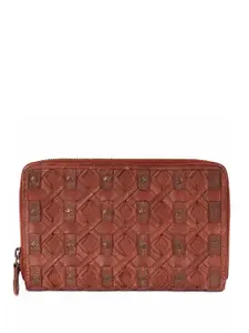 KOMPANERO Women Geometric Textured Leather Zip Around Wallet