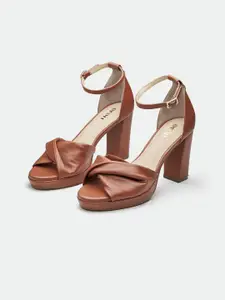 Oroh Leather Women Platform Sandals