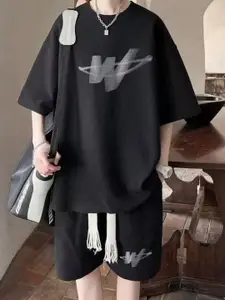 StyleCast Black Printed Round Neck Short Sleeves Casual T-Shirt With Shorts