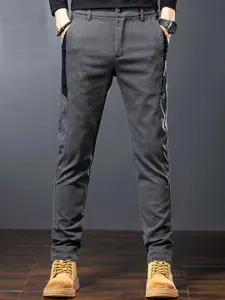 StyleCast x Revolte Men Mid-Rise Skinny Fit Easy Wash Trousers