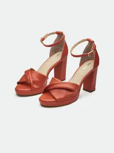 Oroh Women Party Platform Sandals with Buckles