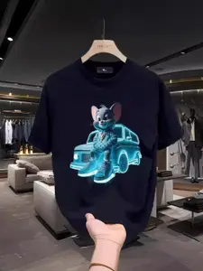 StyleCast Men Printed Applique T-shirt