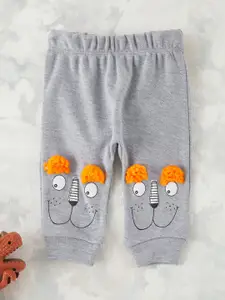 Trendyol Boys Mid Rise Track Pants