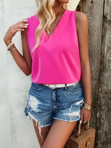 StyleCast Women Solid V-Neck Top