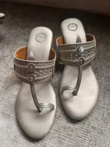 Dhaga Women Slim Heeled Sandals