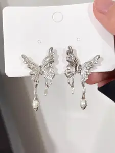 VAGHBHATT Silver-Plated Animal Shaped Studs