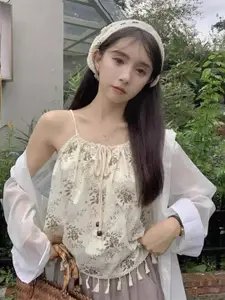 StyleCast Floral Printed Sleeveless Crop Top