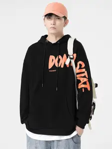StyleCast x Revolte Men Printed Hooded Pullover Sweatshirt