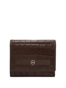 Da Milano Women Textured Leather Three Fold Wallet