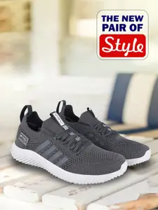 TRV Men Mesh Running Non-Marking Shoes