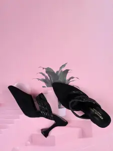 Ronnie Grey Women Embellished Regular Pointed Toe Pumps