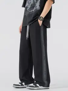 StyleCast x Revolte Men Mid-Rise Wide Leg Trousers with Side Stripes