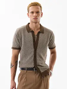 Snitch Men Slim Fit Checked Casual Shirt