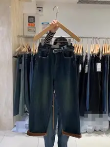 StyleCast Women Relaxed Fit Light Fade Cotton Jeans