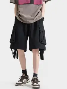StyleCast Men Solid Loose Fit Cargo Shorts