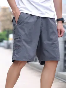 StyleCast x Revolte Men Mid-Rise Regular Short