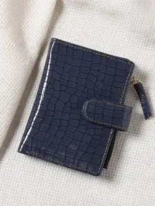 TnW Women PU Textured Two Fold Wallet